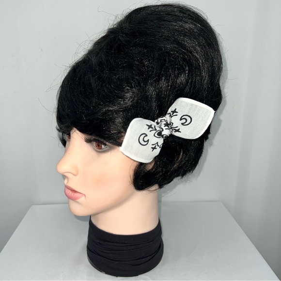 White Paisley Rockabilly Bandana Knotted Hair Bow - Picture 6 of 11
